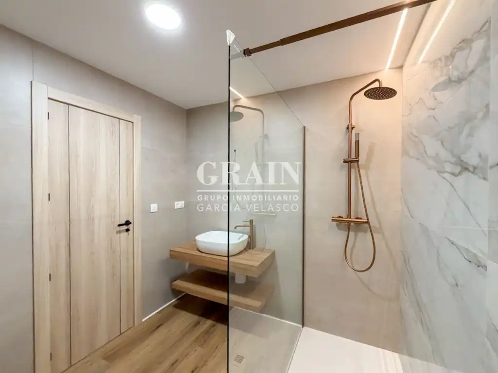 Appartamento con terrazza in vendita a Centro, imagen 35