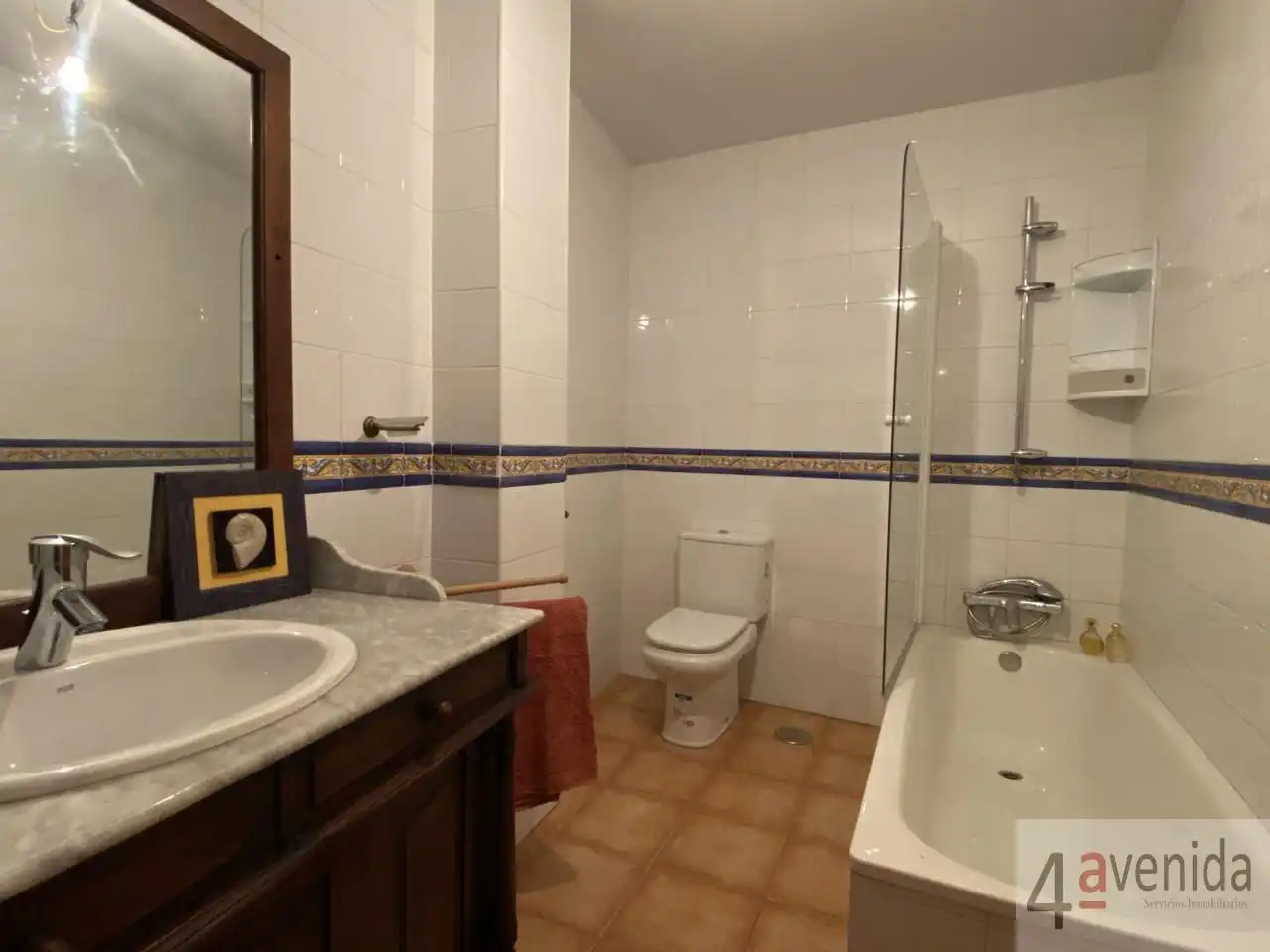 Bathroom of Houses for sale in Nava  with Heating and Terrace