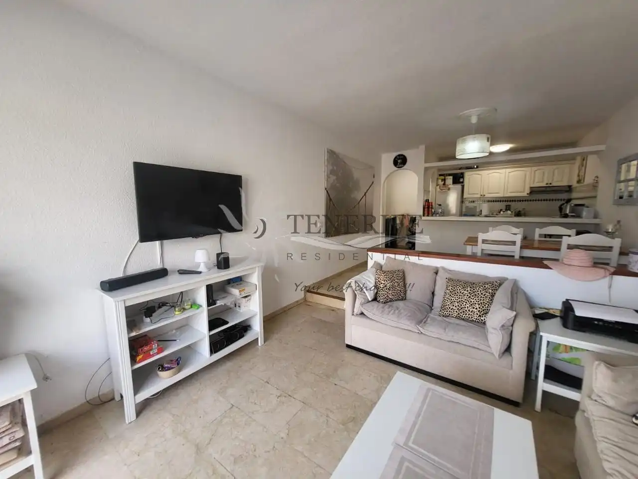 Wohnzimmer von Erdgeschoss zum Verkauf in Adeje mit Terrasse und Möbliert