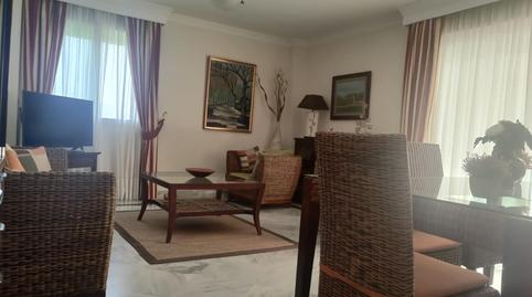 Foto 5 de Pis en venda a  Pablo Ruiz Picasso-atalay, La Dama de Noche - La Alzambra, Málaga