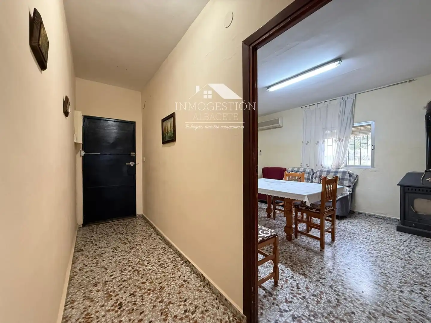 Außenansicht von Haus oder Chalet zum Verkauf in Albacete mit Klimaanlage, Heizung und Privatgarten