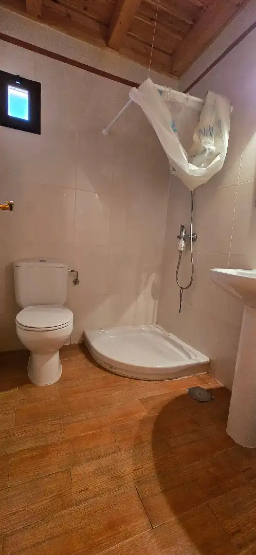 Baño de Casa adosada en venta en Ituero y Lama con Calefacción, Terraza y Horno