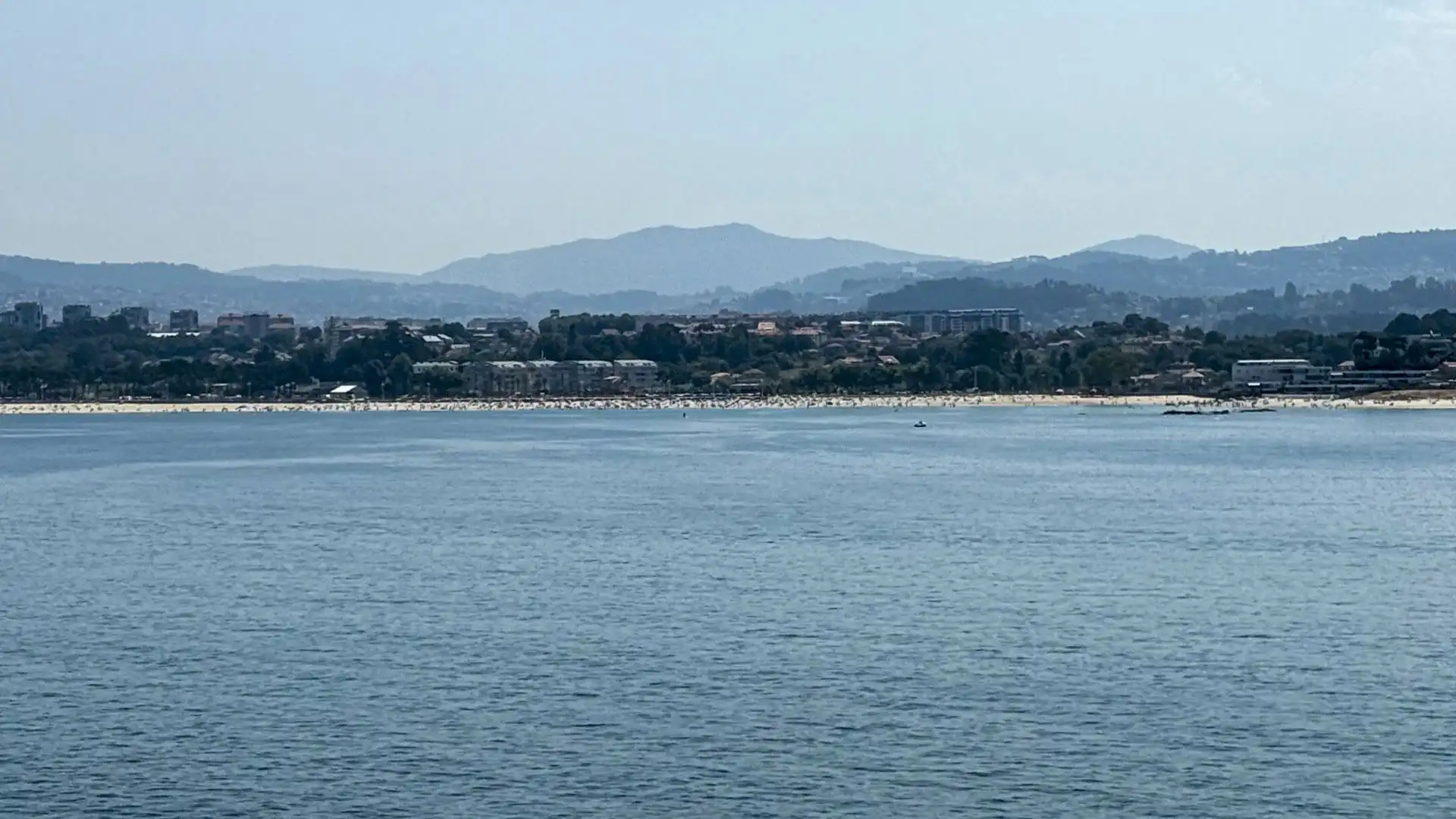 Vista exterior de Piso en venta en Vigo  con Calefacción, Jardín privado y Amueblado