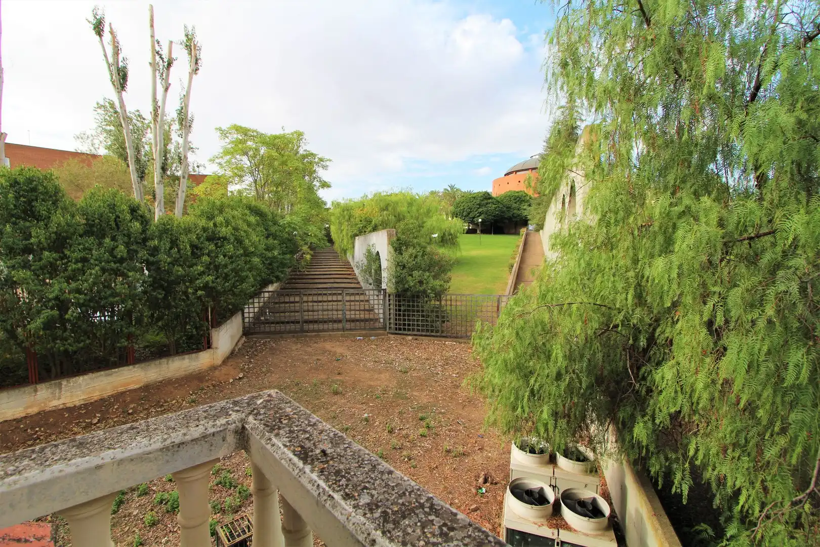 Office for rent in Pardaleras