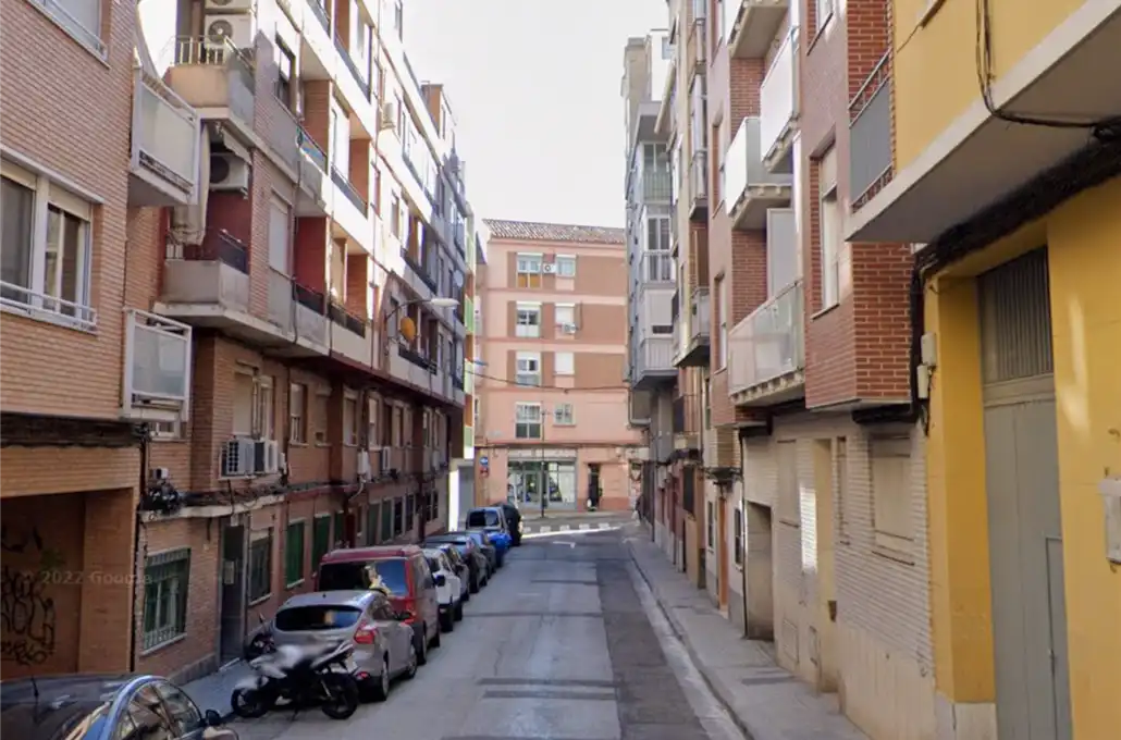 Vista exterior de Casa adosada en venta en Zaragoza