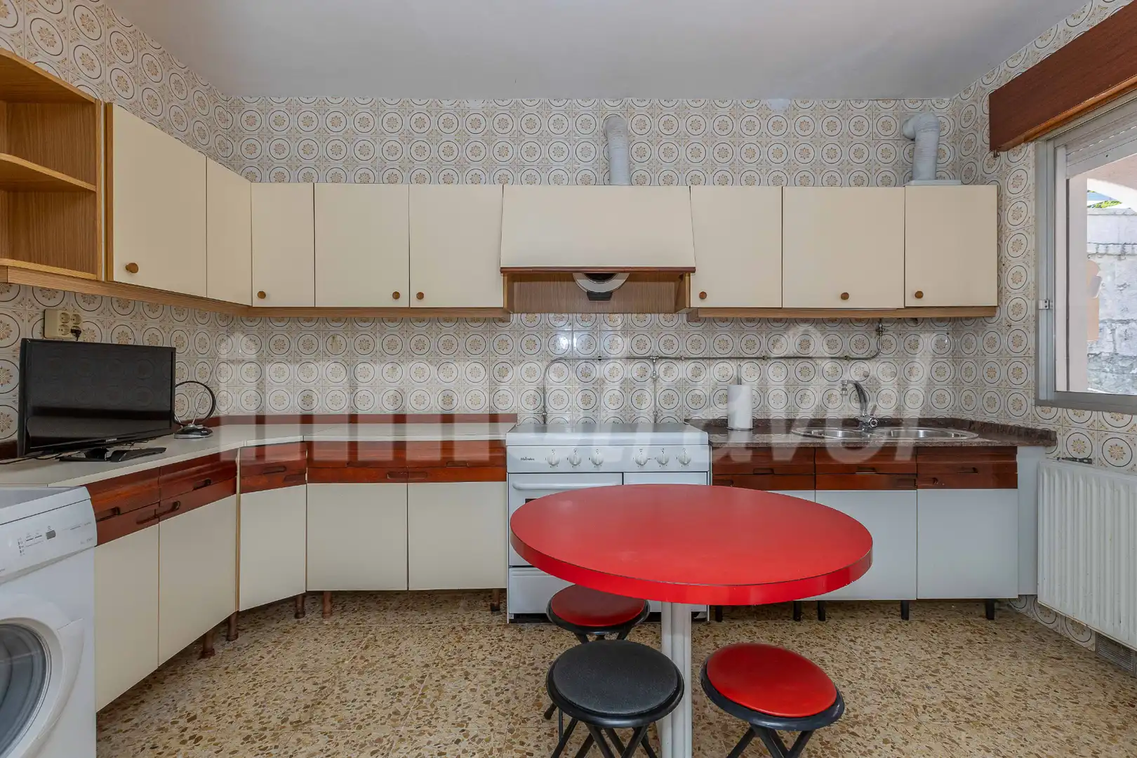 Cocina de Casa o chalet en venta en Sanxenxo con Calefacción, Jardín privado y Terraza