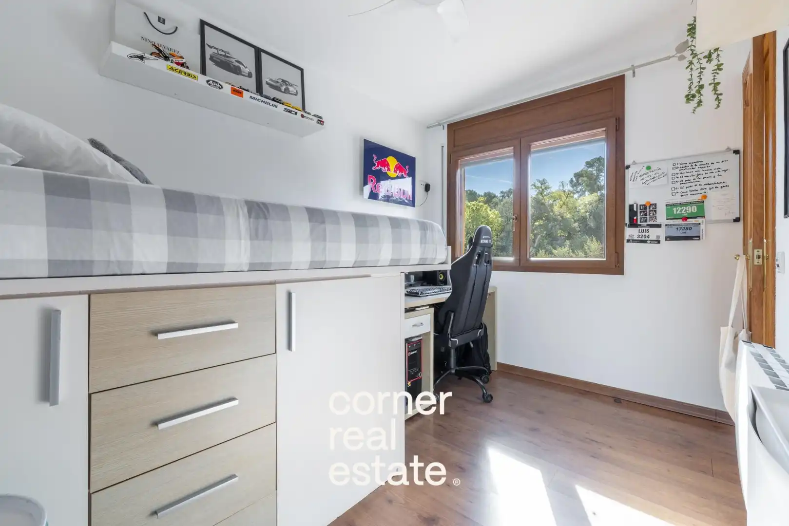 Vista exterior de Casa o chalet en venta en Molins de Rei con Aire acondicionado, Calefacción y Jardín privado