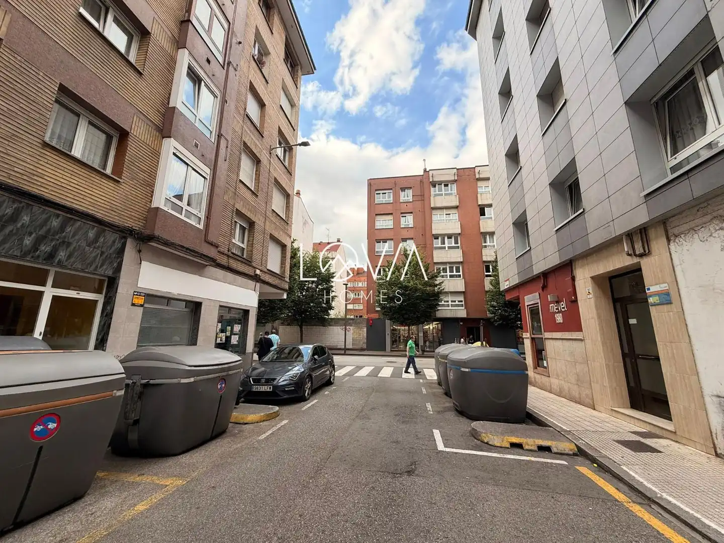 Vista exterior de Piso en venta en Gijón  con Calefacción