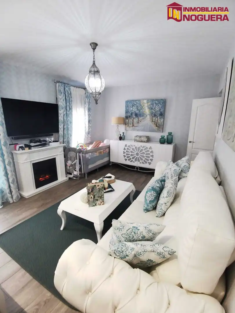 Living room of Flat for sale in Écija  with Air Conditioner and Balcony
