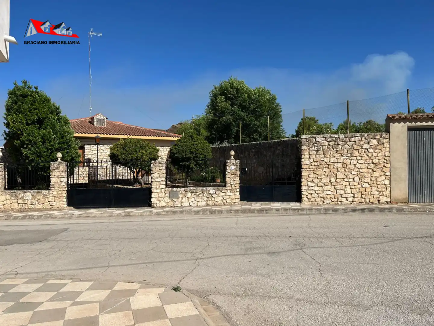 Casa aparellada amb jardí en venda a Casas de Juan Núñez, imagen 32