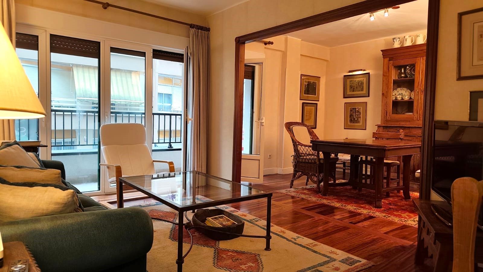 Sala d'estar de Pis en venda en Zarautz amb Calefacció, Terrassa i Moblat