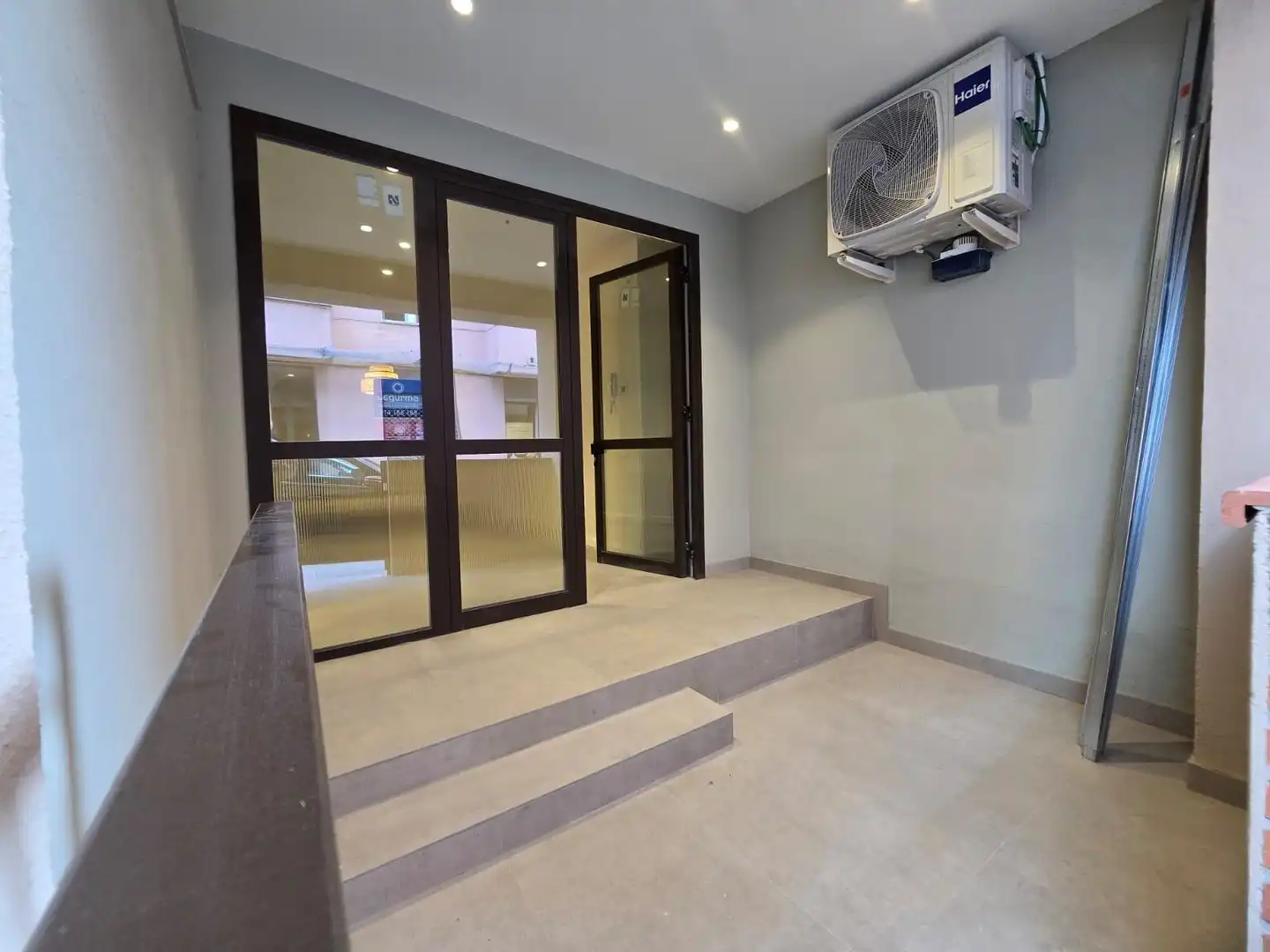 Piano terra con terrazza in vendita a Carrer Carrer Covadonga, imagen 32