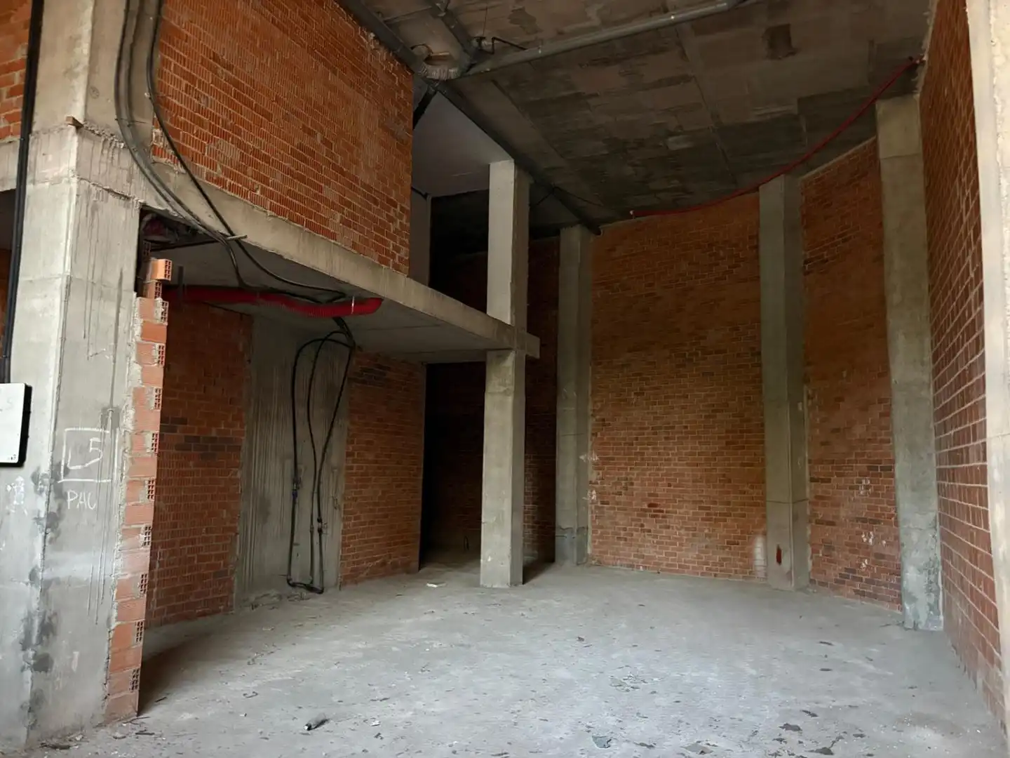 Local comercial de lloguer a Oeste, imagen 16