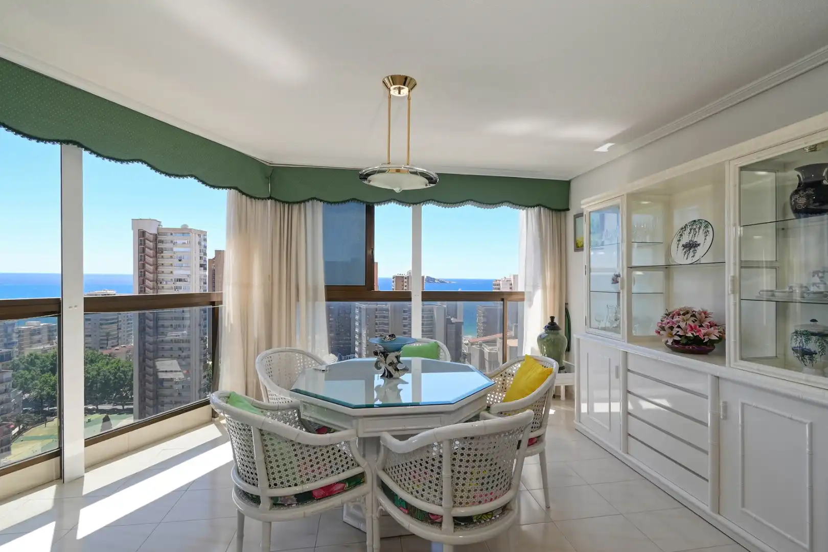 Dining room of Apartments for sale in Benidorm