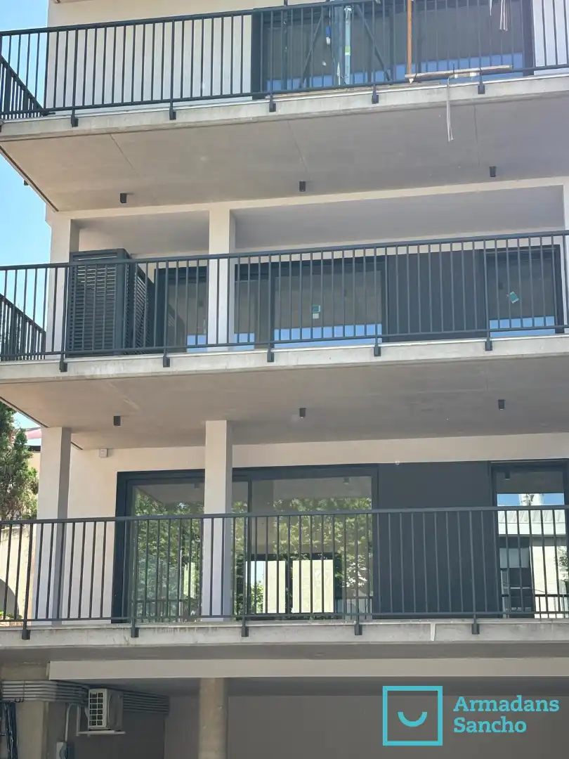 Terraza de Piso de alquiler en Tiana con Aire acondicionado, Calefacción y Parquet