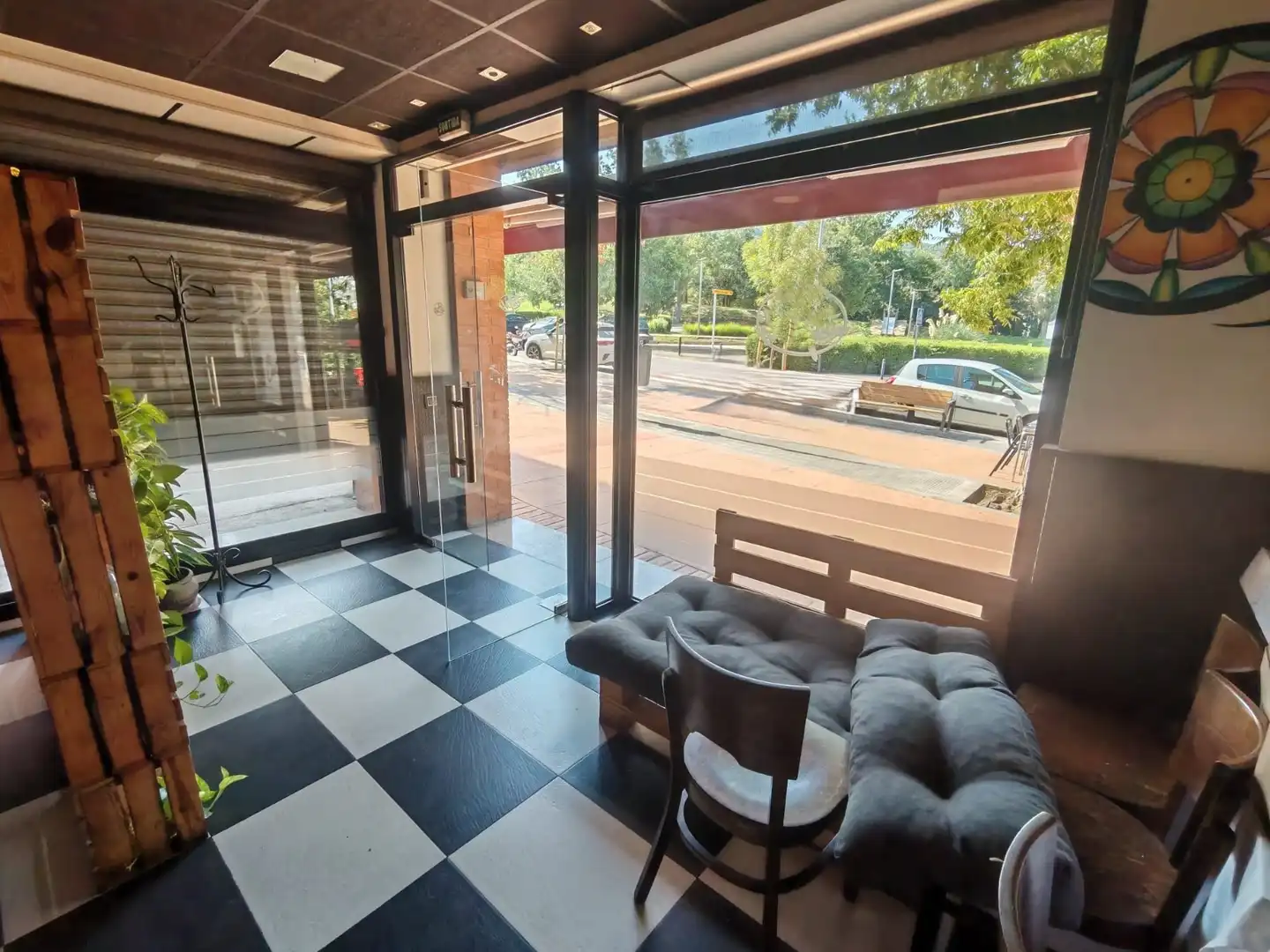 Local comercial en traspàs a Montornès del Vallès, imagen 23