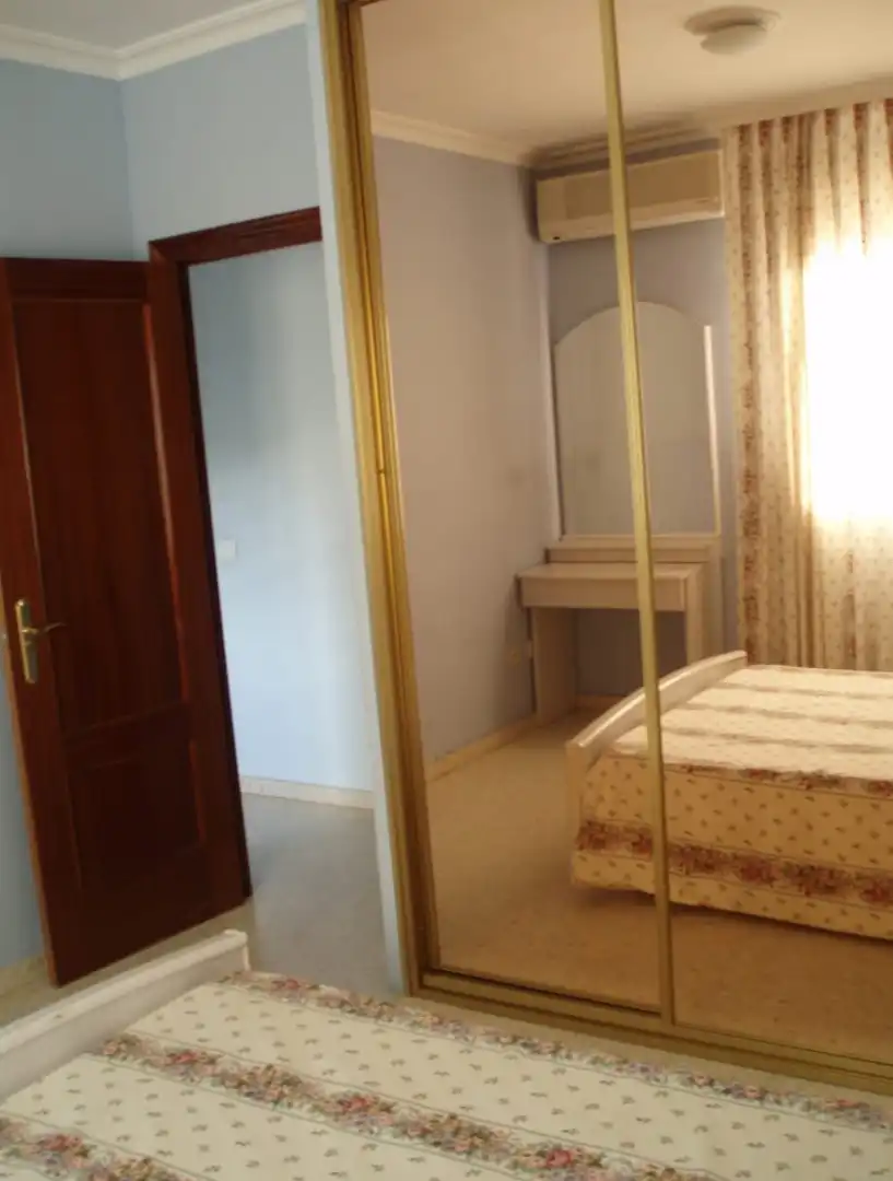 Flat with terrace for sale in Calle Mercedes de Velilla, imagen 14