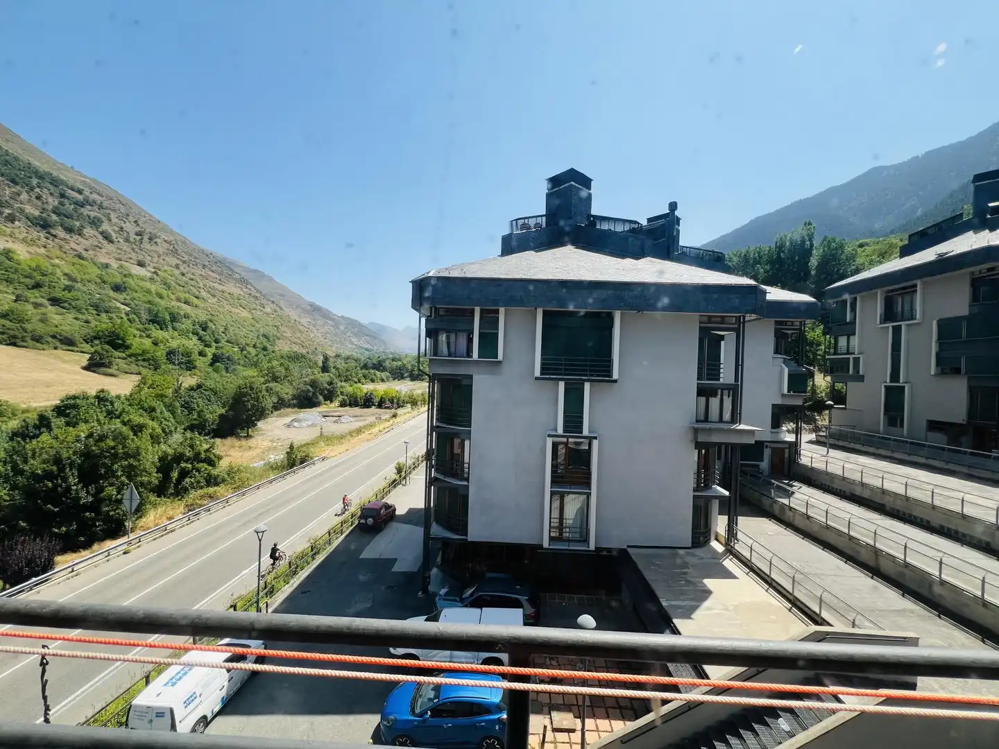 Exterior view of Duplexes for sale in Vielha e Mijaran  with Storage room, Furnished and Oven