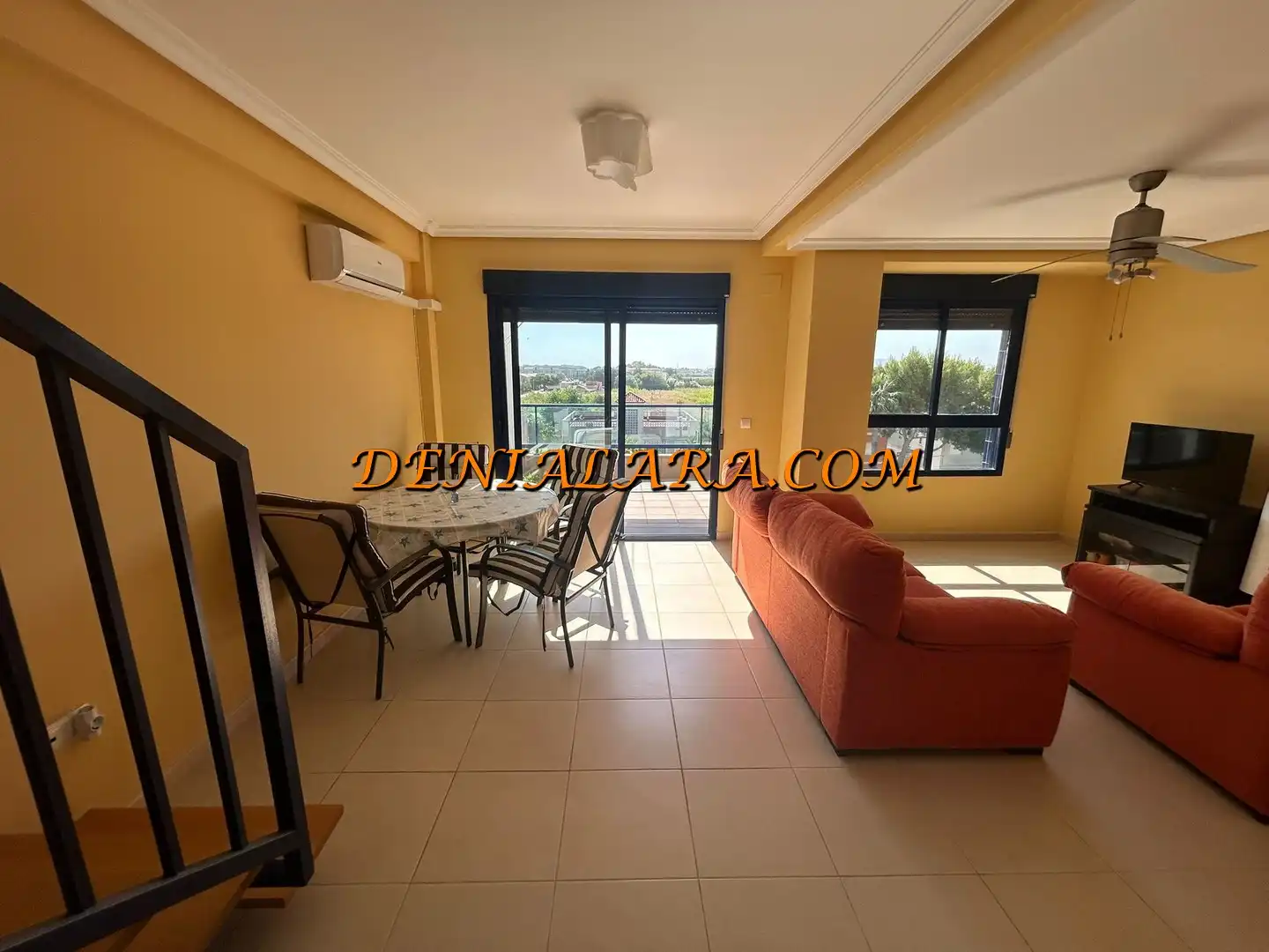 Vista exterior de Ático en venta en Dénia con Aire acondicionado, Terraza y Trastero