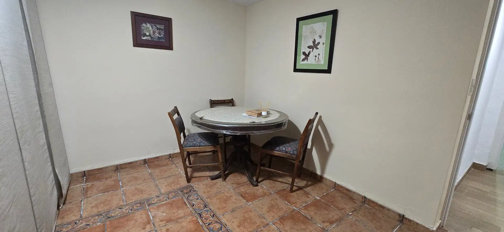 Menjador de Casa o xalet en venda en Villacastín amb Calefacció, Jardí privat i Balcó