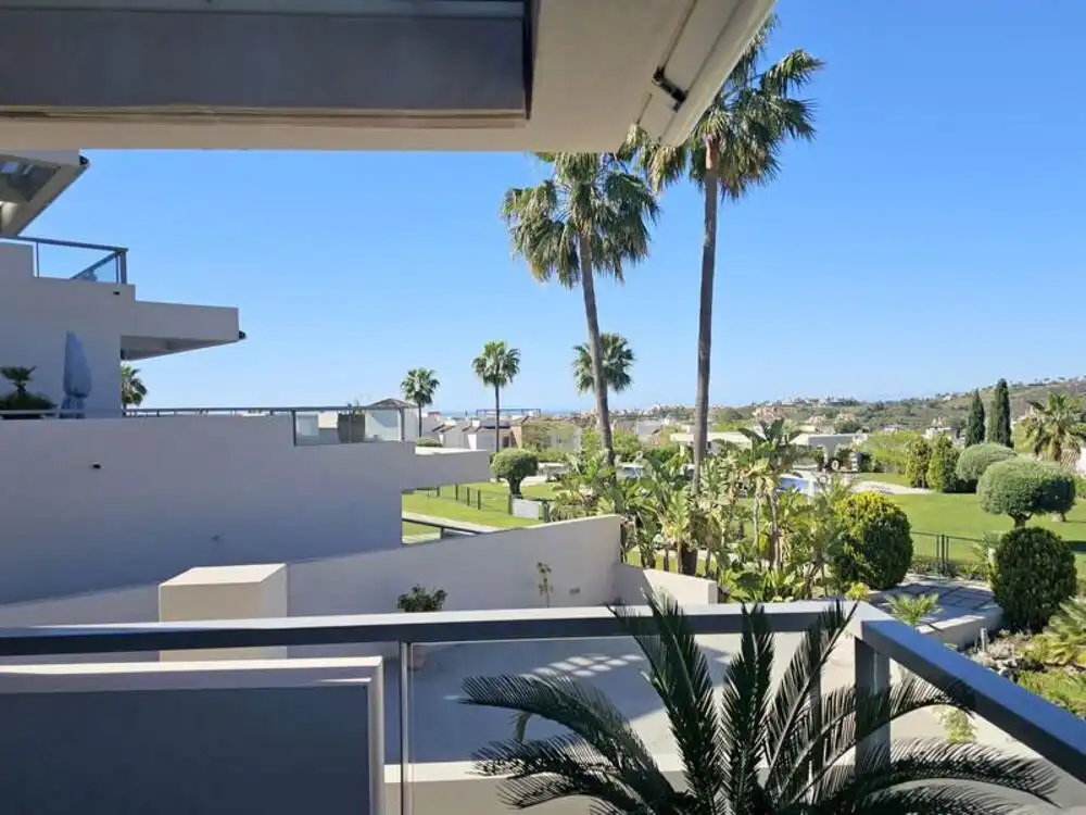 Terrasse von Wohnungen zur Miete in Benahavís mit Klimaanlage, Terrasse und Schwimmbad