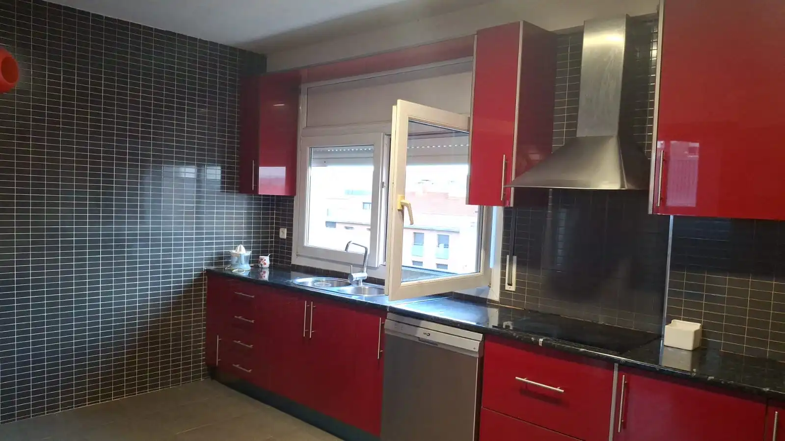 Local comercial en venda a Carrer de la Virtut, imagen 9