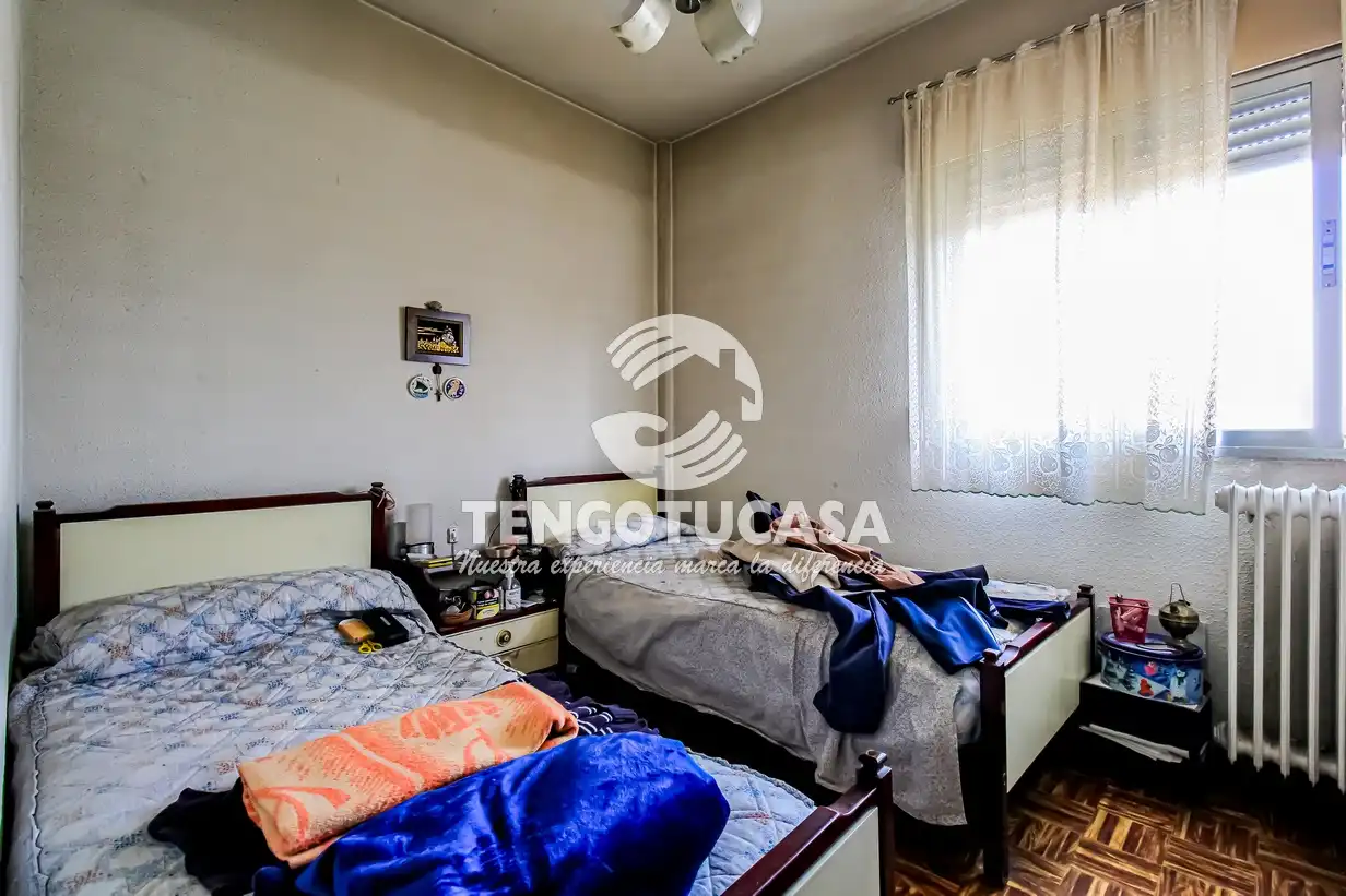 Bedroom of Flat for sale in Madrid  with Terrace and Furnished