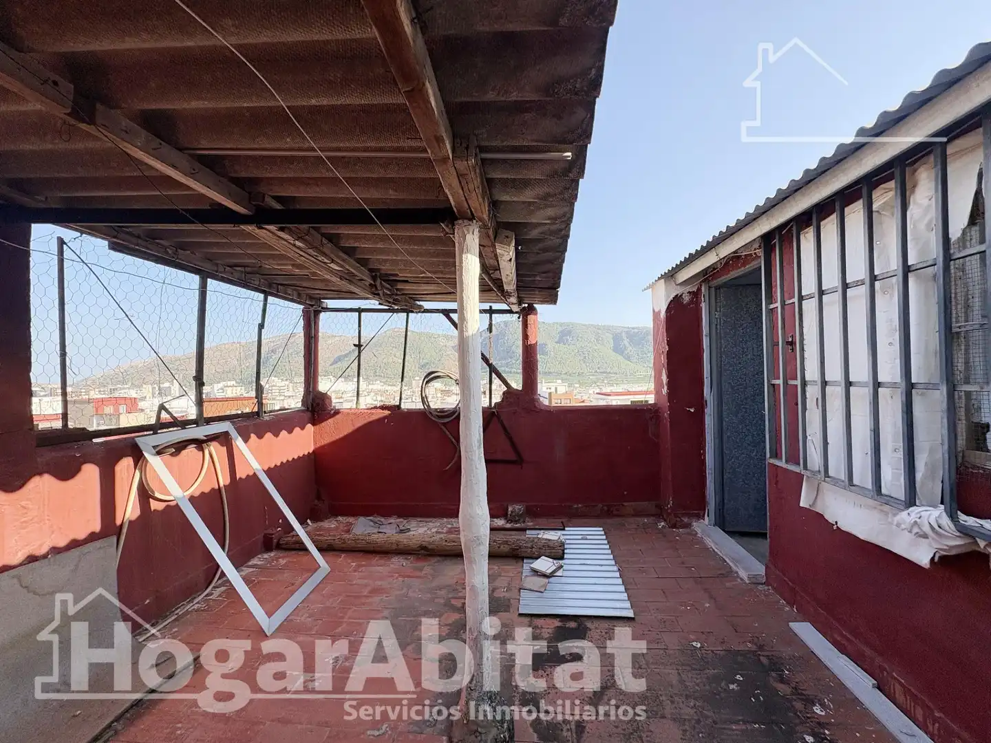 Habitación de Casa o chalet en venta en Tavernes de la Valldigna con Terraza, Trastero y Amueblado