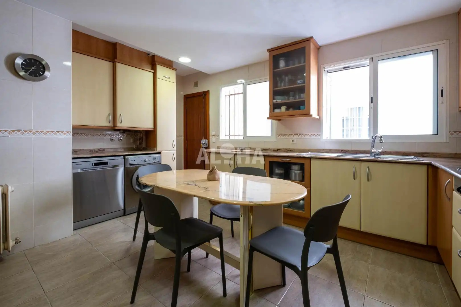 Cocina de Piso de alquiler en Valencia con Calefacción, Amueblado y Balcón