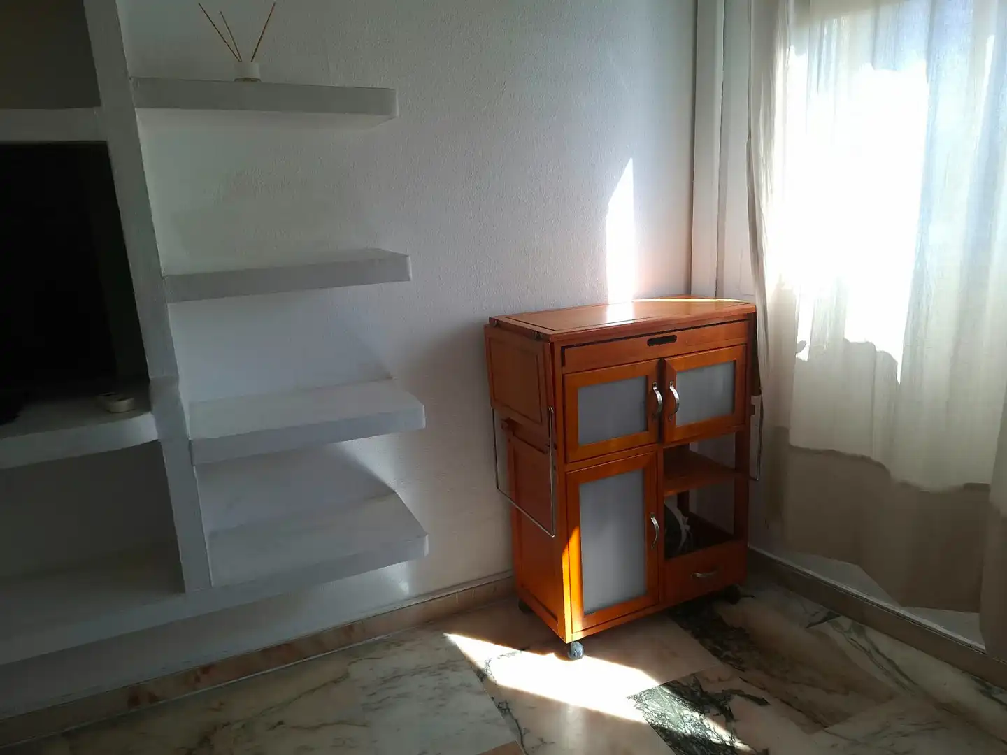 Wohnung zur Miete in Calle Secoya, Parque Alcosa