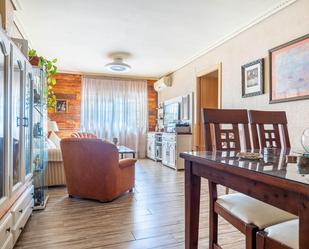 Living room of Flat for sale in  Sevilla Capital  with Air Conditioner