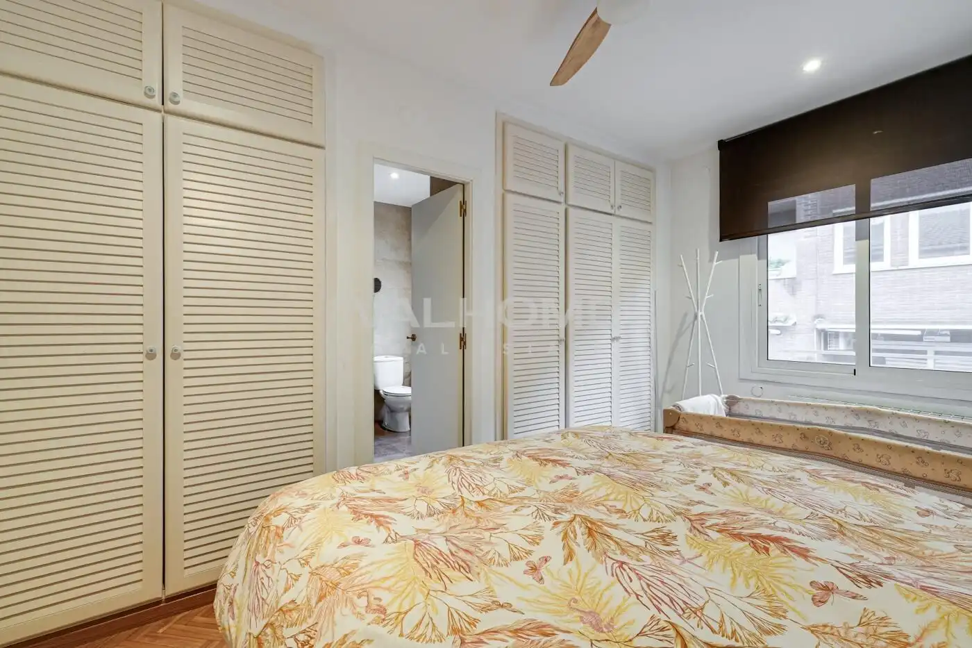 Schlafzimmer von Einfamilien-Reihenhaus zum Verkauf in Sant Cugat del Vallès mit Heizung, Privatgarten und Parkett