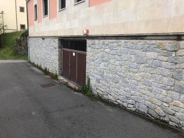 Garaje en Venta en San Vicente de la Barquera