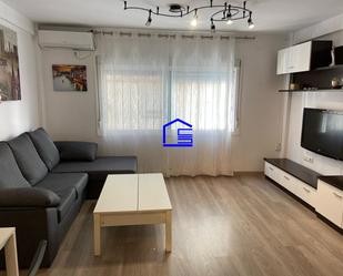 Living room of Duplex to rent in  Cádiz Capital