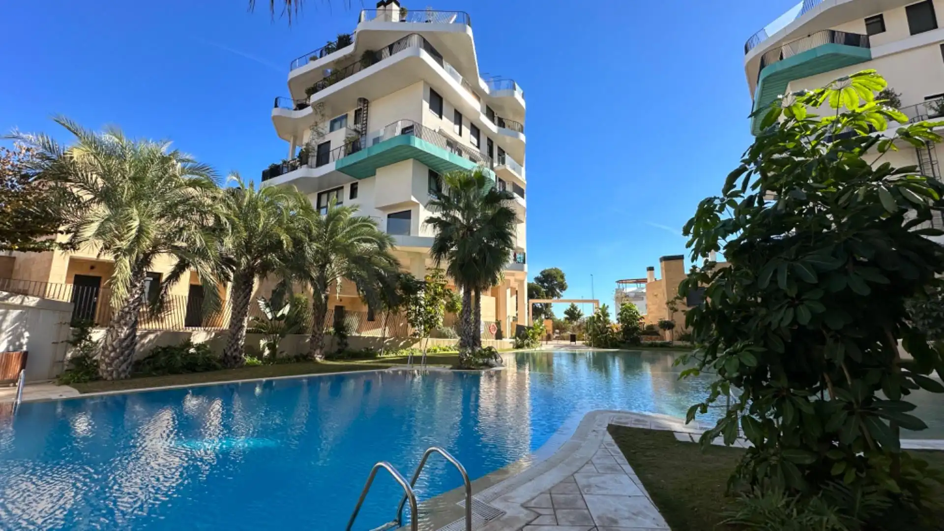 Penthouse with pool for sale in Cl Edeta, imagen 32