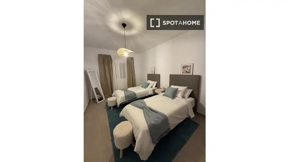 Habitación de Apartamento para compartir en Tinajo con Aire acondicionado, Terraza y Amueblado