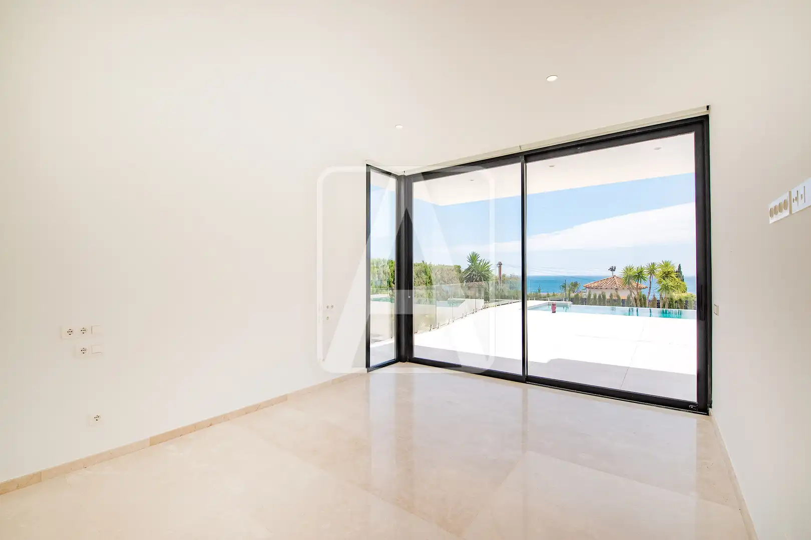 Villa con piscina in vendita a La Caleta - La Calalga -  Les Bassetes, imagen 24