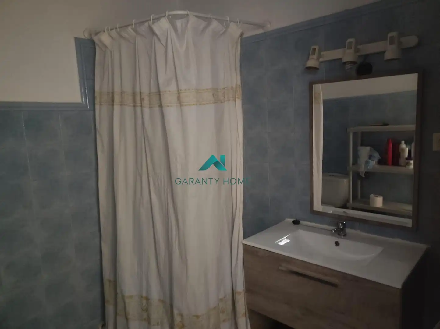 Baño de Piso de alquiler en Jaén con Amueblado y Balcón
