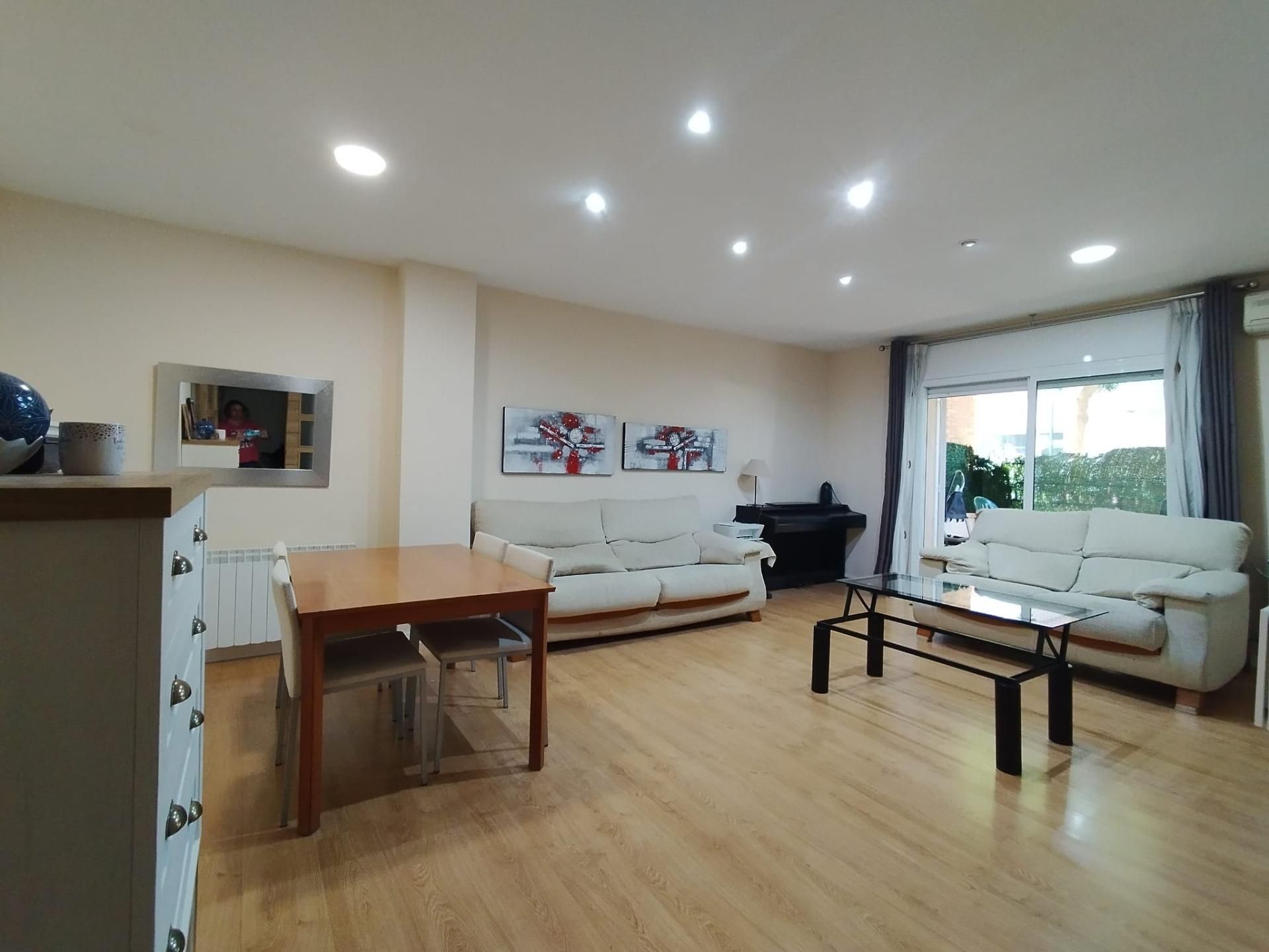 Sala de estar de Piso en venta en  Tarragona Capital con Aire acondicionado, Calefacción y Jardín privado