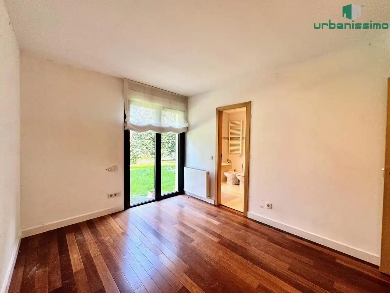 Garden of Detached homes for sale in Madrid  with Air Conditioner, Heating and Private garden