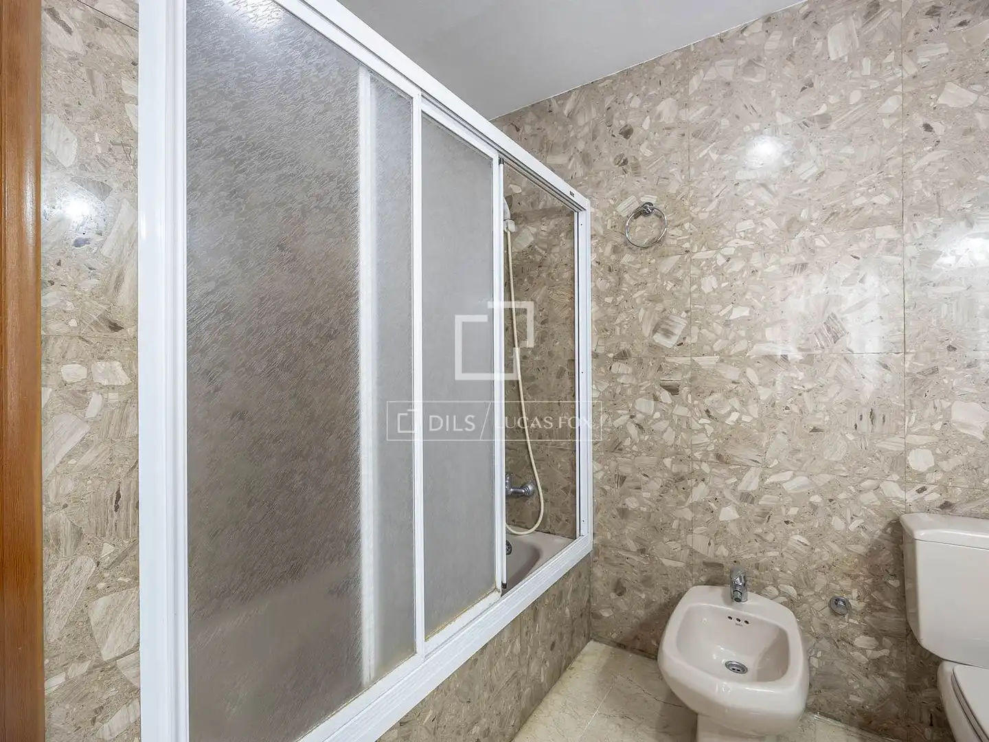 Bany de Casa o xalet en venda en Catarroja amb Aire condicionat, Calefacció i Terrassa