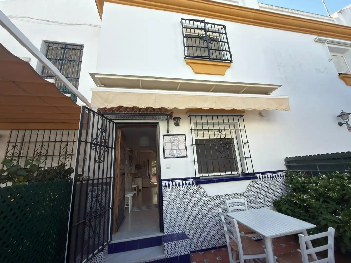 Vista exterior de Casa o chalet en venta en Chipiona