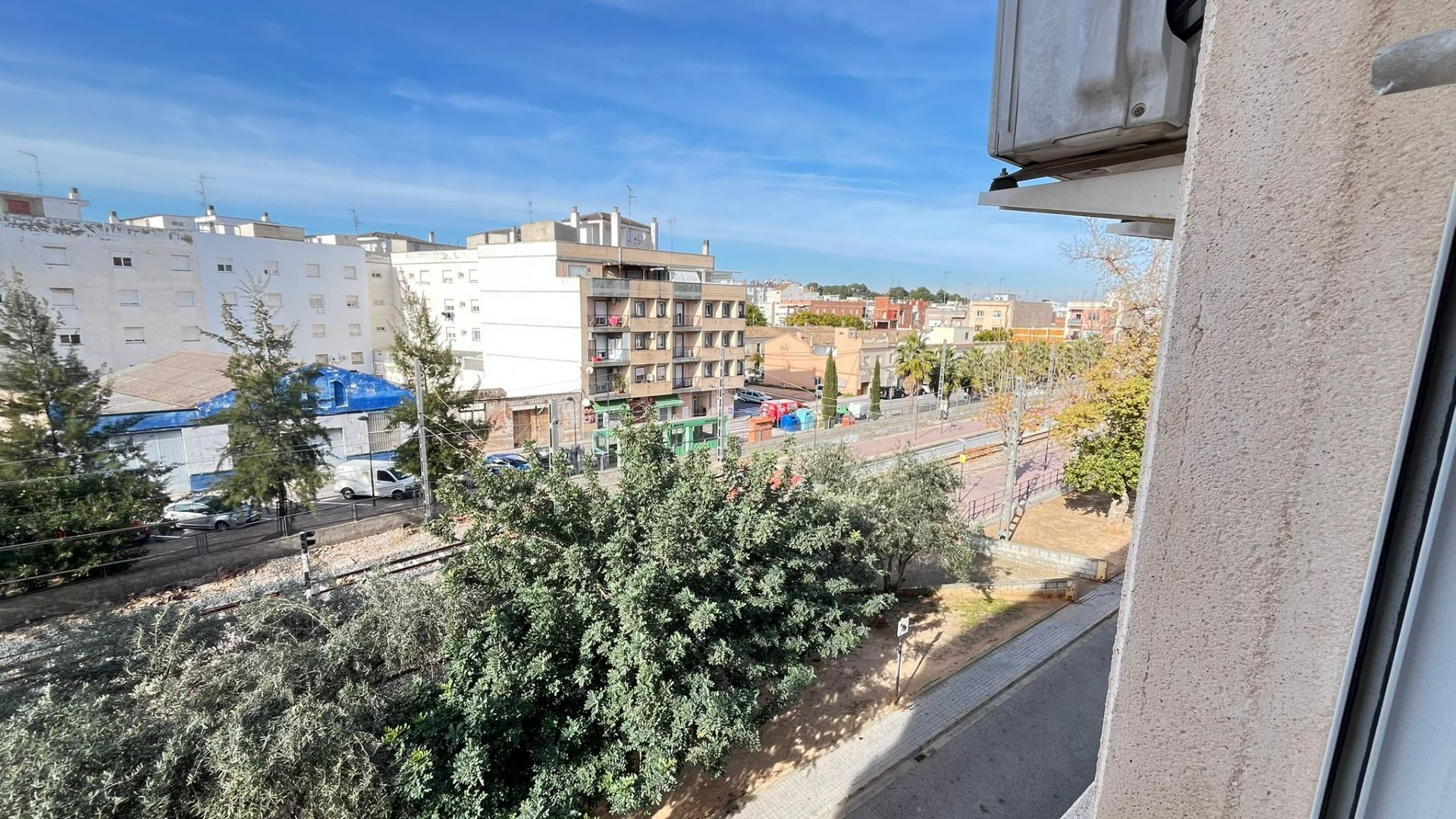 Exterior view of Flat for sale in Alberic  with Air Conditioner and Heating