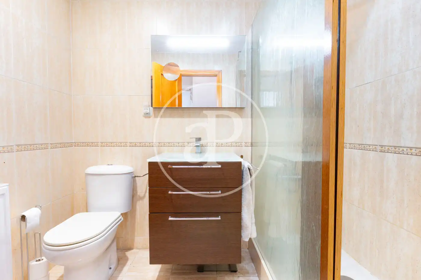 Baño de Casa adosada en venta en Riba-roja de Túria con Aire acondicionado, Calefacción y Jardín privado