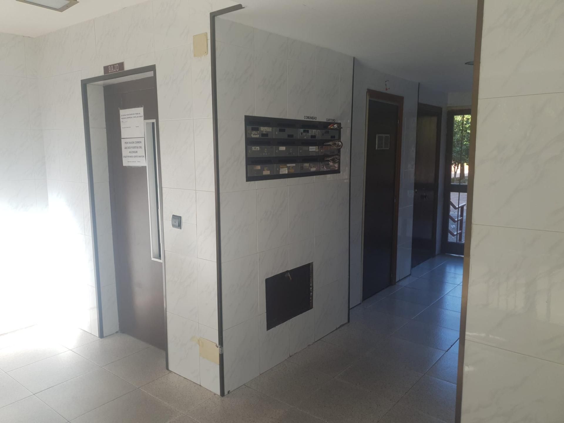 Flat for sale in  Toledo Capital  with Air Conditioner, Heating and Private garden