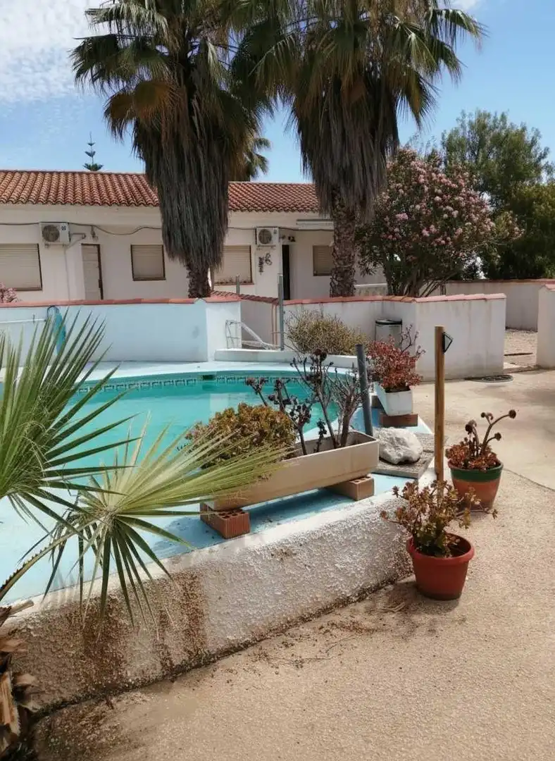 Schwimmbecken von Residential zum Verkauf in Deltebre