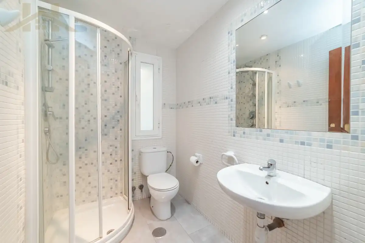 Baño de Piso en venta en Colmenar Viejo con Terraza, Trastero y Amueblado