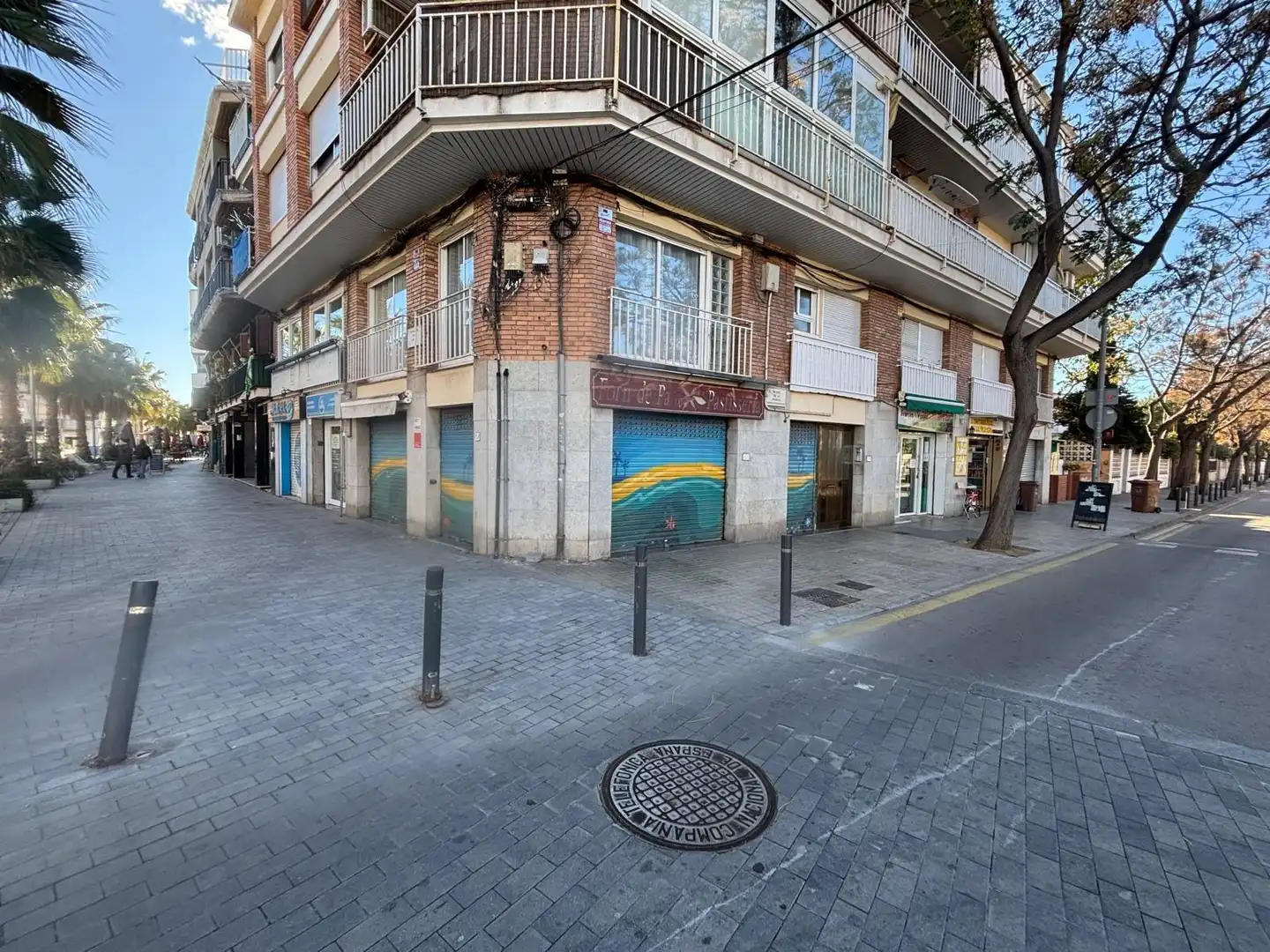 Gewerbefläche zur Miete in Avenida dels Banys, imagen 15