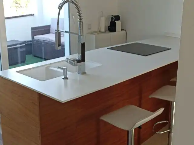 Cuina de Dúplex en venda en Montornès del Vallès amb Aire condicionat i Terrassa