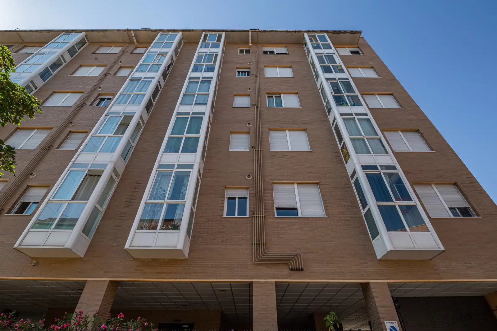 Vista exterior de Piso en venta en Madrid con Trastero